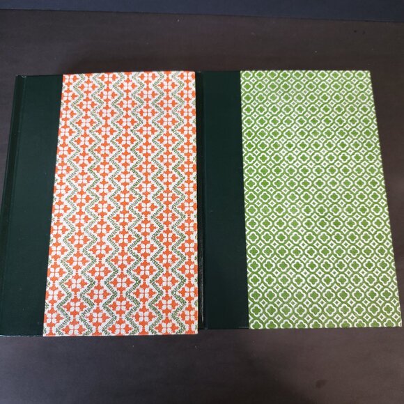 2 Beautiful Vintage Green HB Readers Digest Condensed Books Riser Decor - Picture 3 of 9